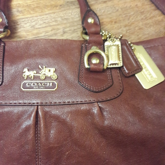 Coach Handbags - Coach purse